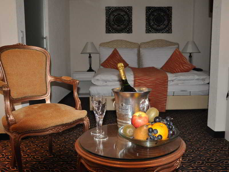 Posthotel Holiday Villa Arosa Rom bilde